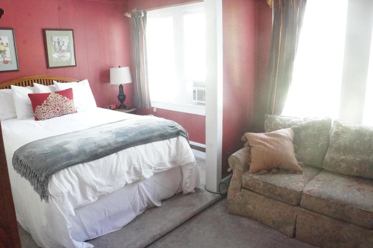 The Frogtown Inn Canadensis Екстер'єр фото