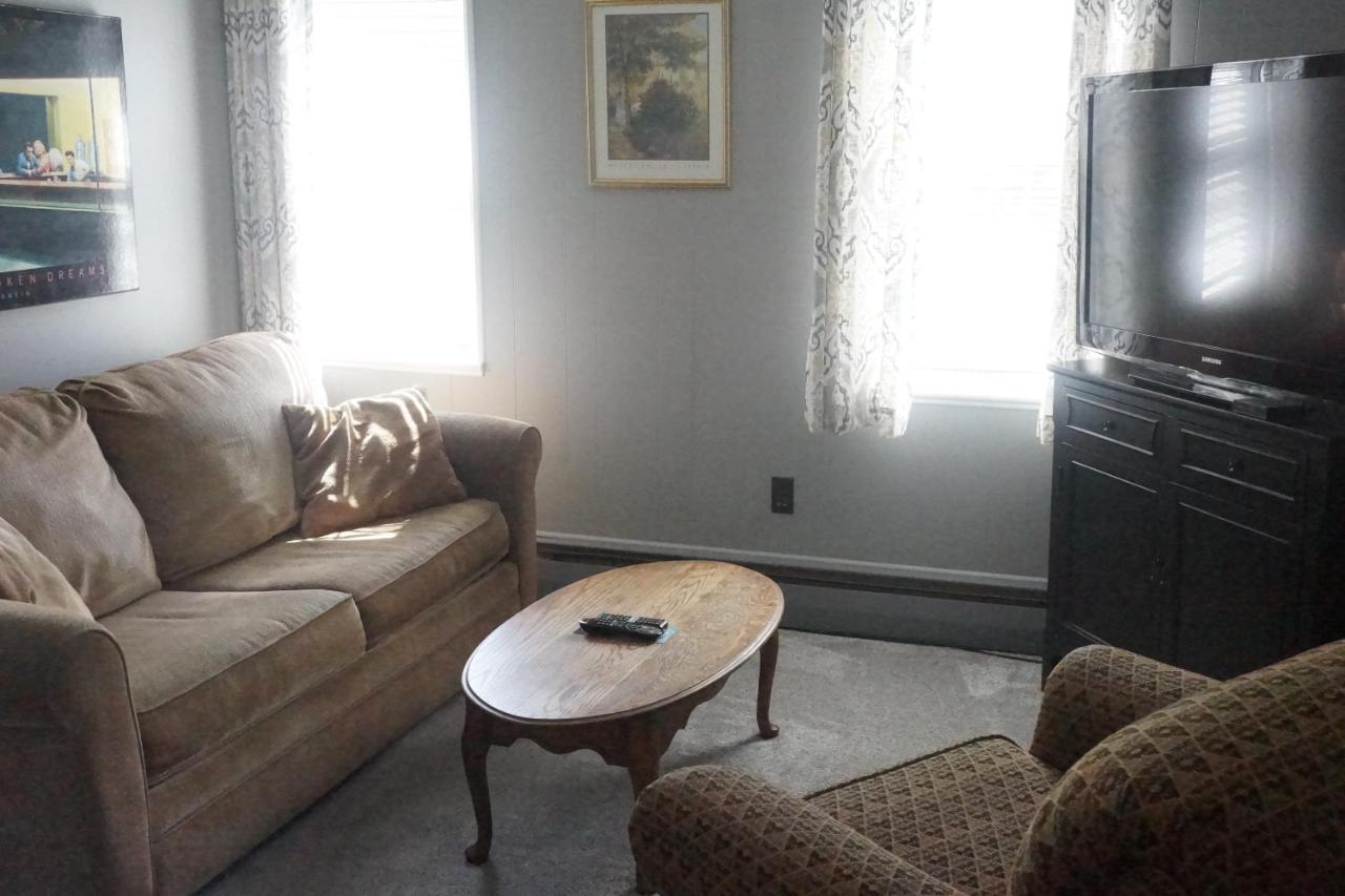 The Frogtown Inn Canadensis Екстер'єр фото