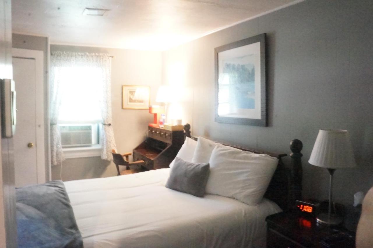 The Frogtown Inn Canadensis Екстер'єр фото