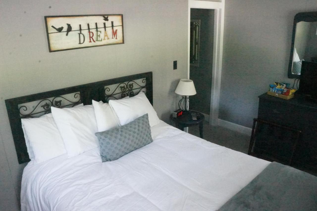 The Frogtown Inn Canadensis Екстер'єр фото
