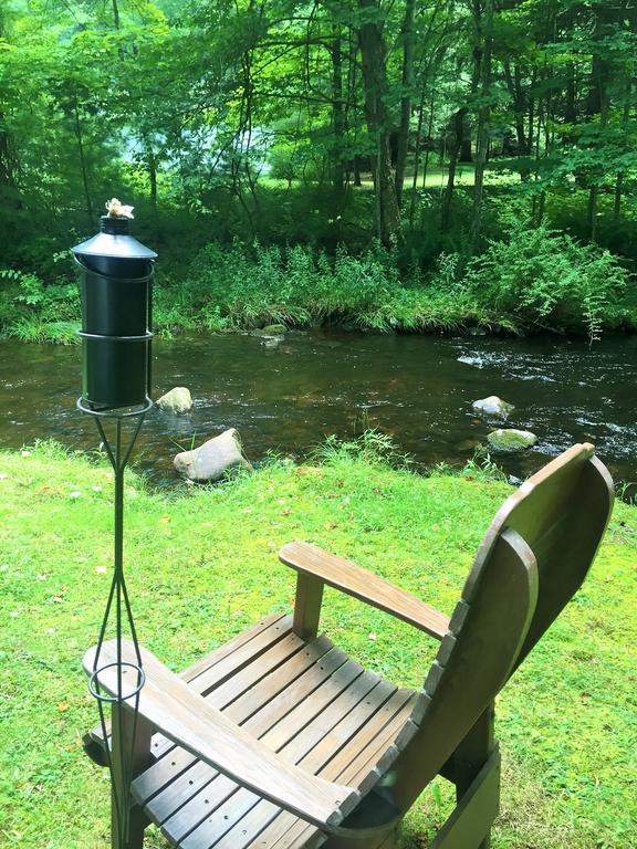 The Frogtown Inn Canadensis Екстер'єр фото